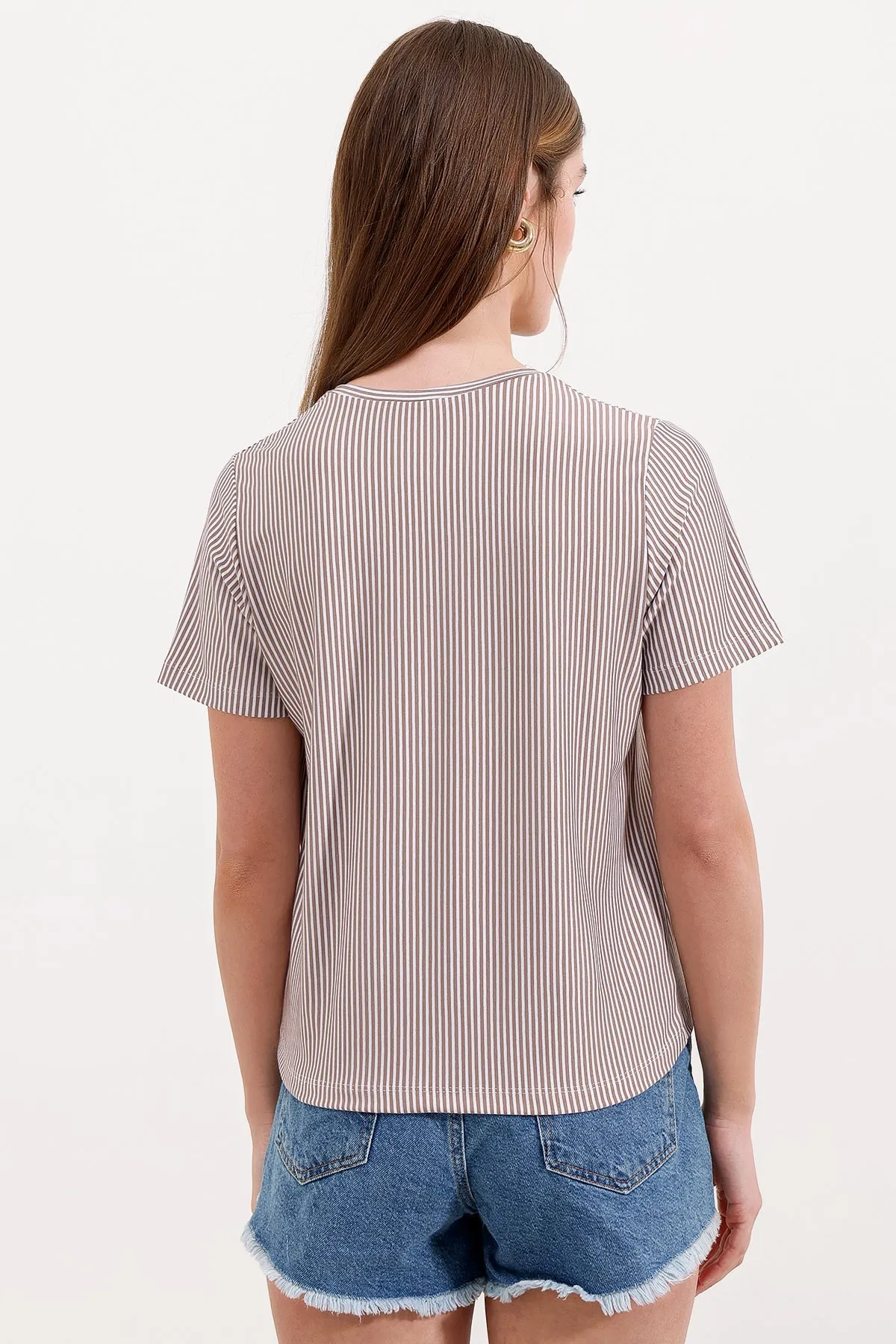 4313 çizgili basic tişört