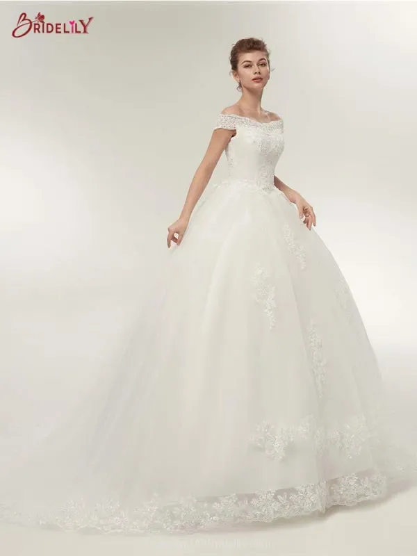 Elegant Lace-up Appliques Ball Gown Wedding Dresses