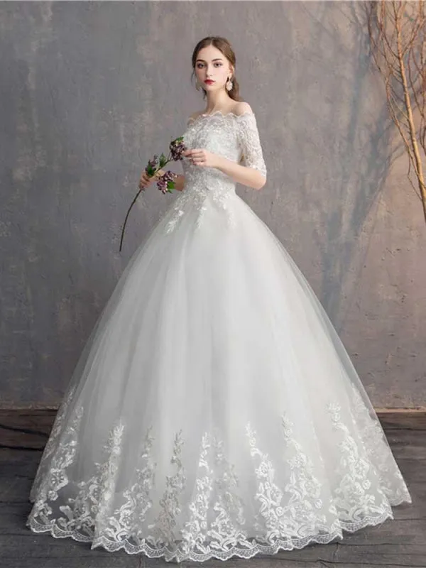 Elegant Lace-Up Tulle Ball Gown Wedding Dresses