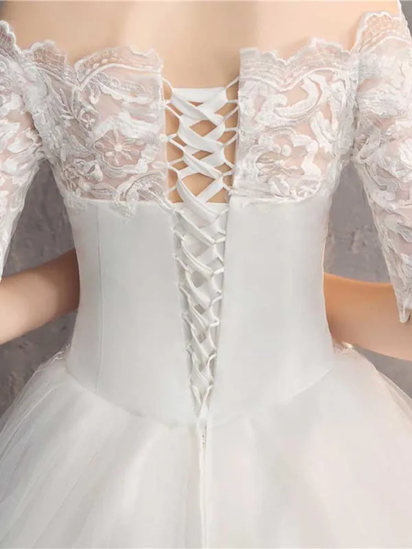 Elegant Lace-Up Tulle Ball Gown Wedding Dresses
