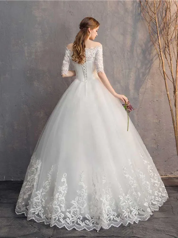 Elegant Lace-Up Tulle Ball Gown Wedding Dresses