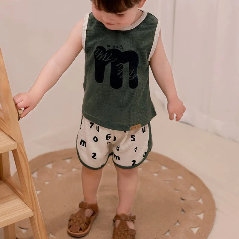 Toddler/Kid's Color Block Letter Print Vest with Shorts Set (2 Designs)