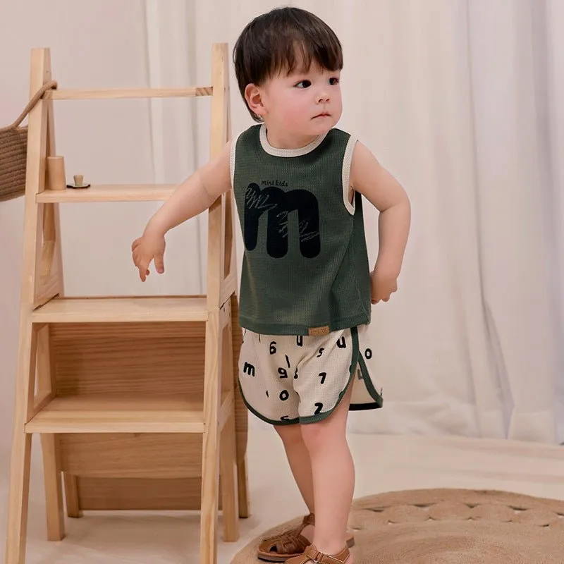 Toddler/Kid's Color Block Letter Print Vest with Shorts Set (2 Designs)